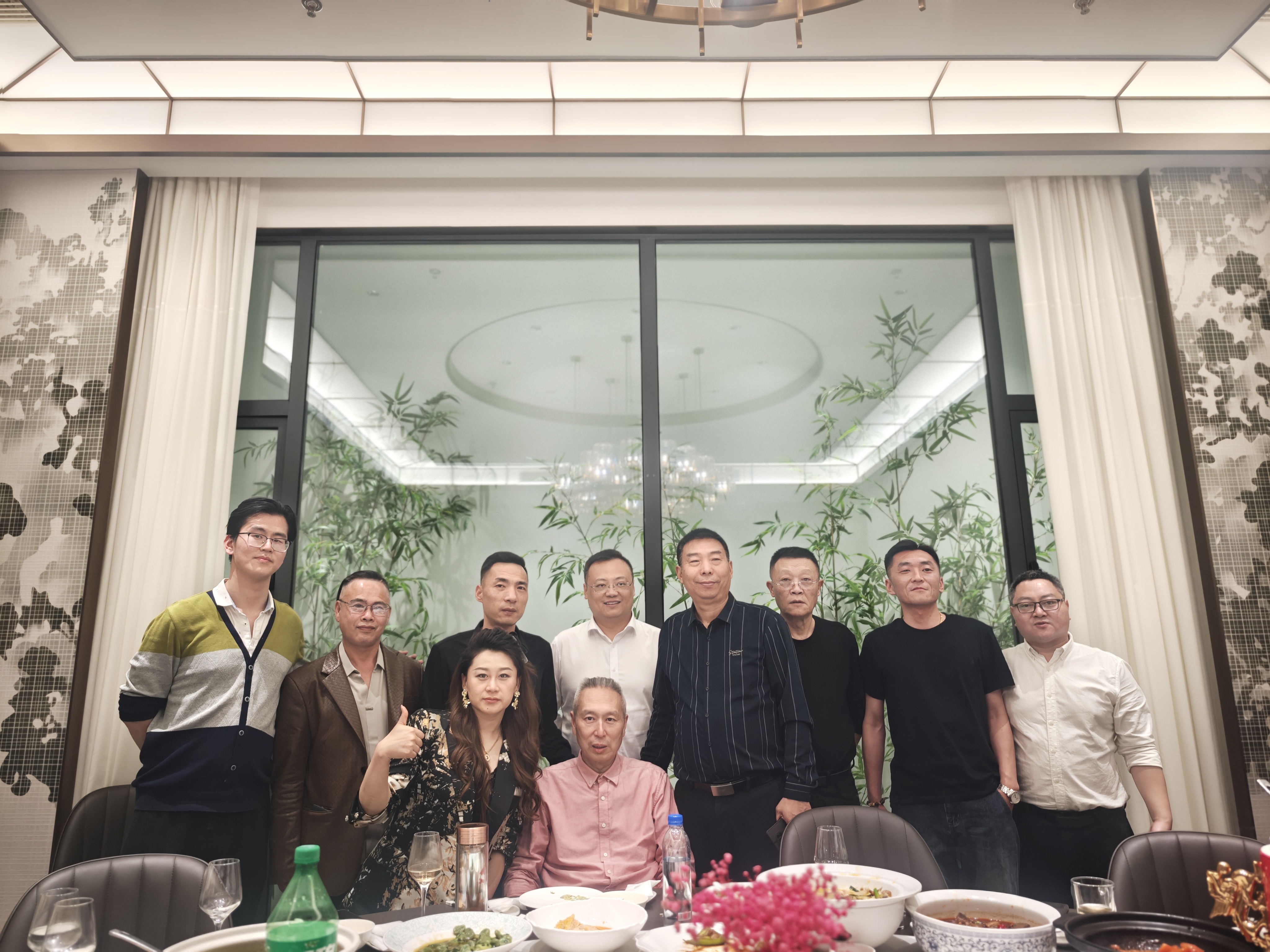熱烈歡迎印中經(jīng)濟(jì)合作商會(huì)^蘇州華僑文化促進(jìn)會(huì)專家領(lǐng)導(dǎo)蒞臨曼光